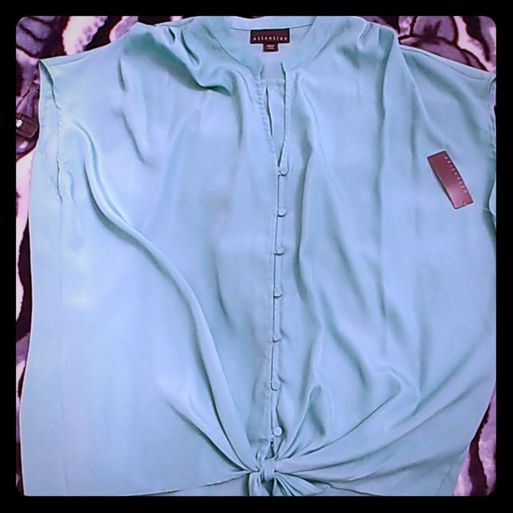 Blouse with tie front NWT